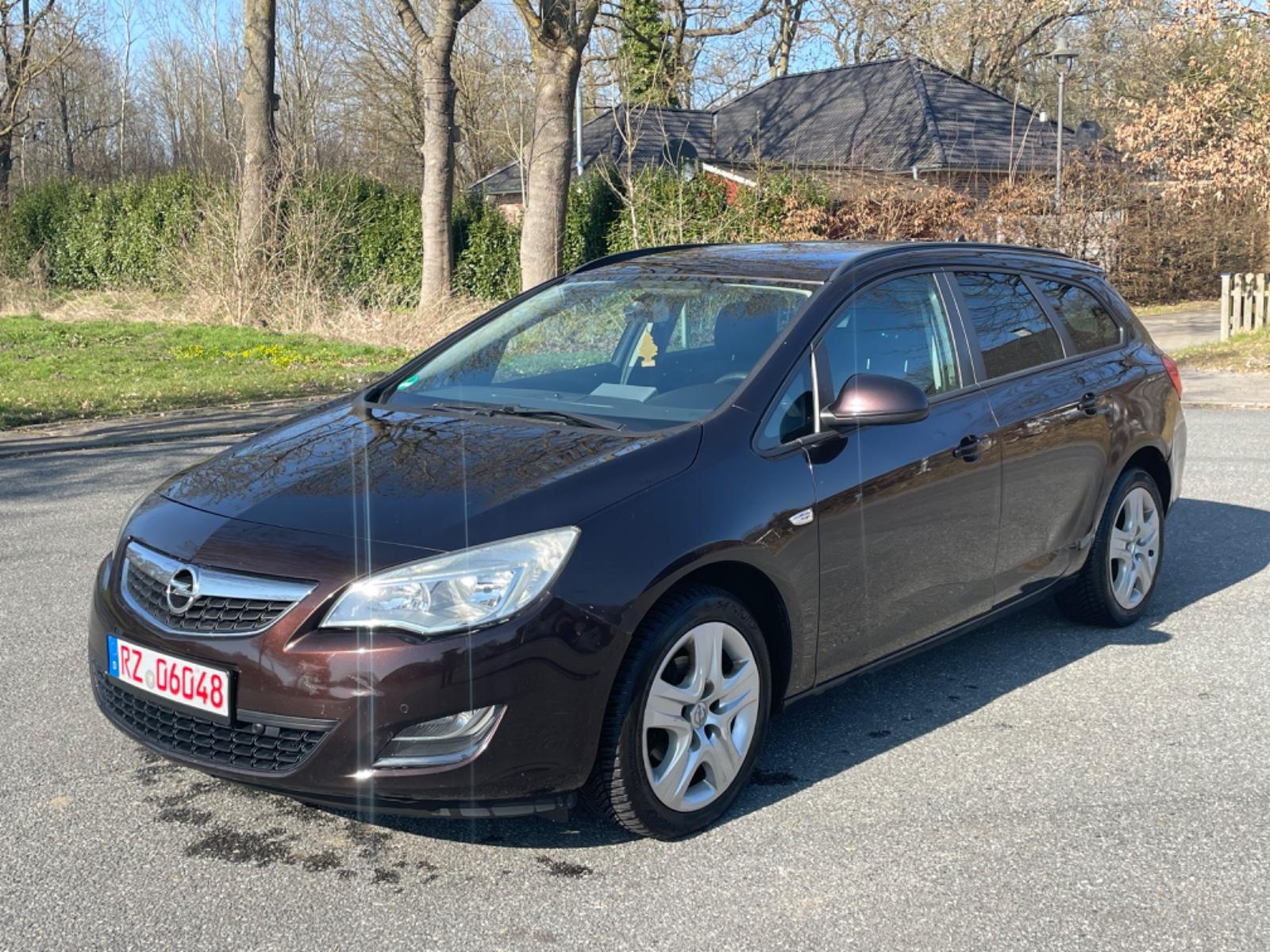 Opel Astra J, Tüv 05.27, Automatik, Klima, Carplay
