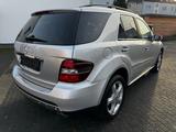 Mercedes-Benz ML 320 CDI- 2.HD+NAVI+LEDER+MEMORY - Mercedes-Benz ML 320 mit Diesel-Antrieb