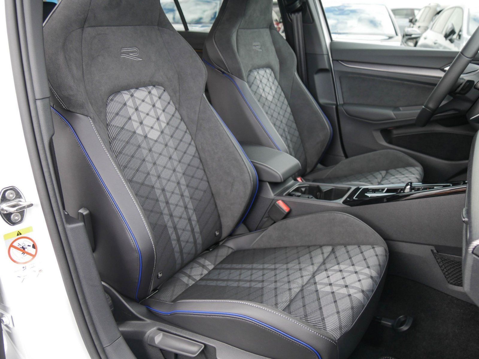 Volkswagen Golf - Bild 6