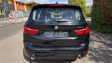 BMW 218 - 6