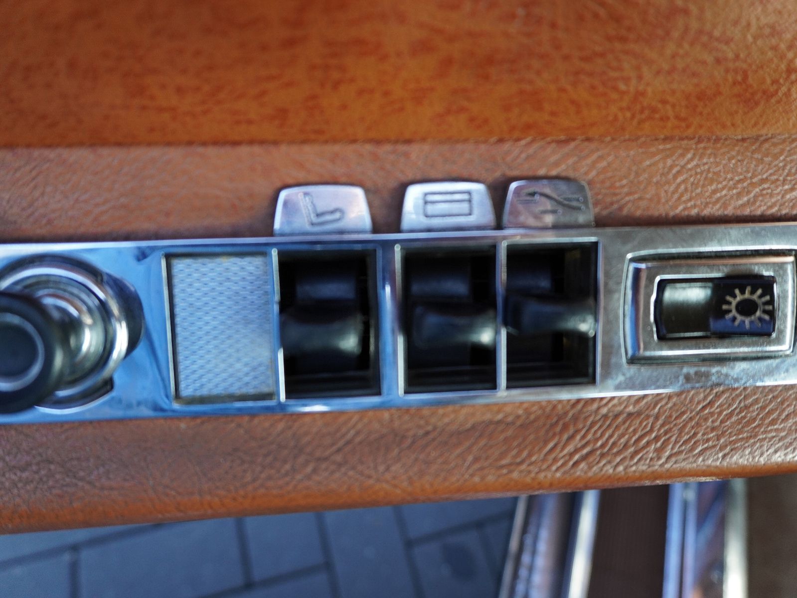 Fahrzeugabbildung Mercedes-Benz 600