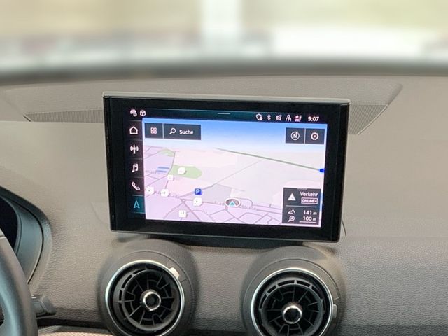Q2 35 TFSI ADVANCED MATRIX-LED+AHK+NAVI+SITZHZG+