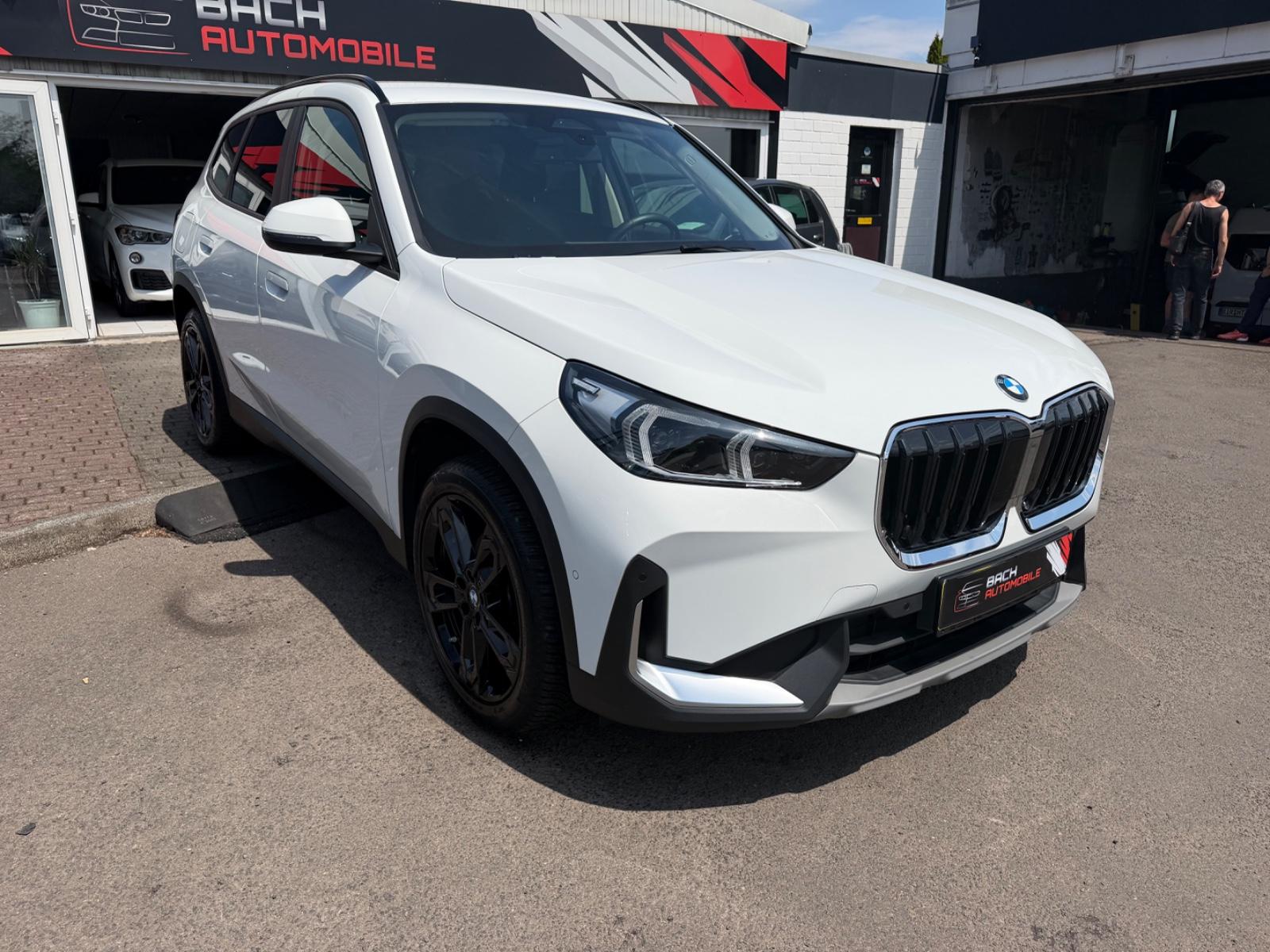 BMW X1 18I M Lenkrad LED