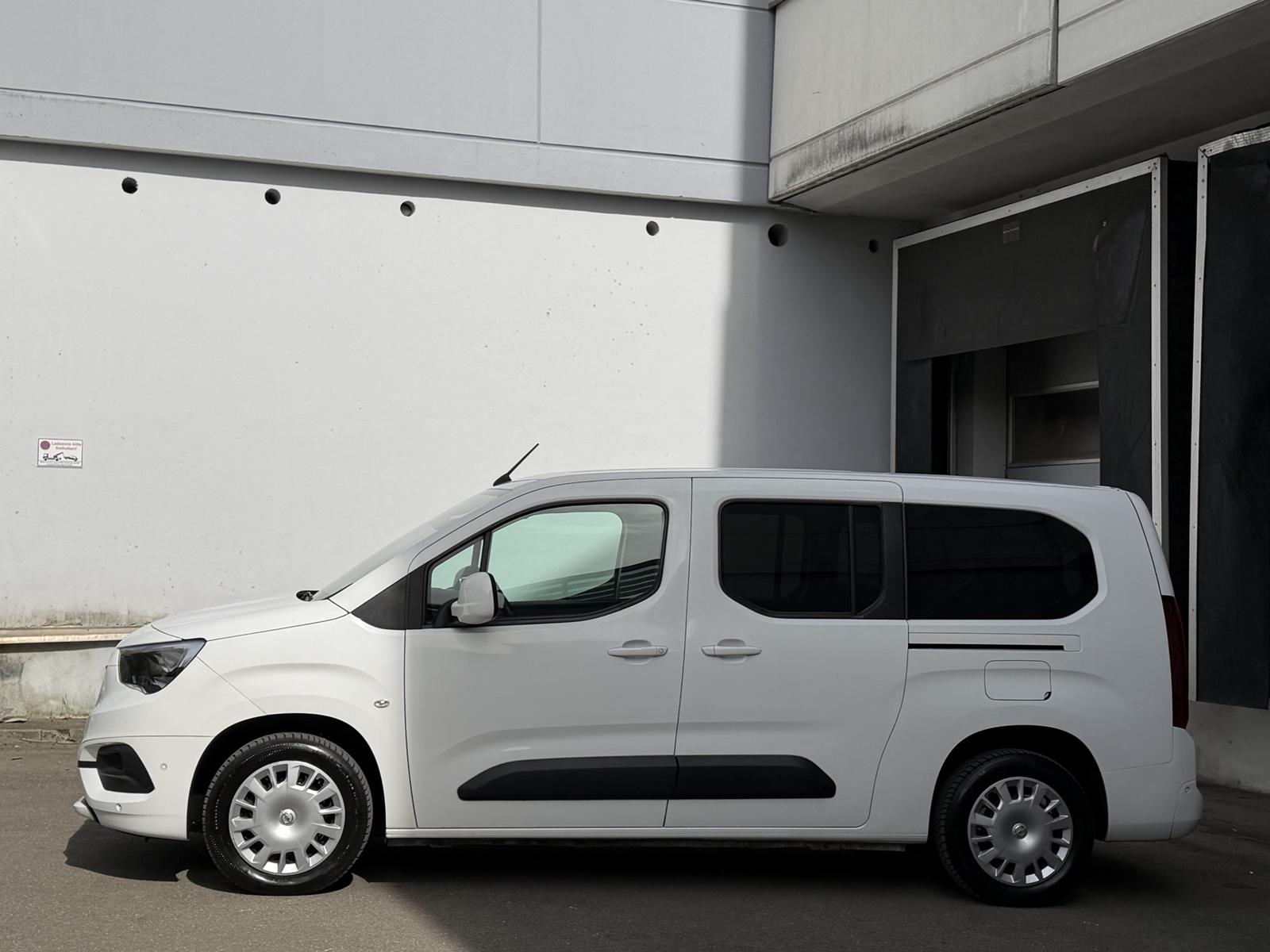 Opel Combo Life Edition Navi Sitzheizung Abnehm.AHK !