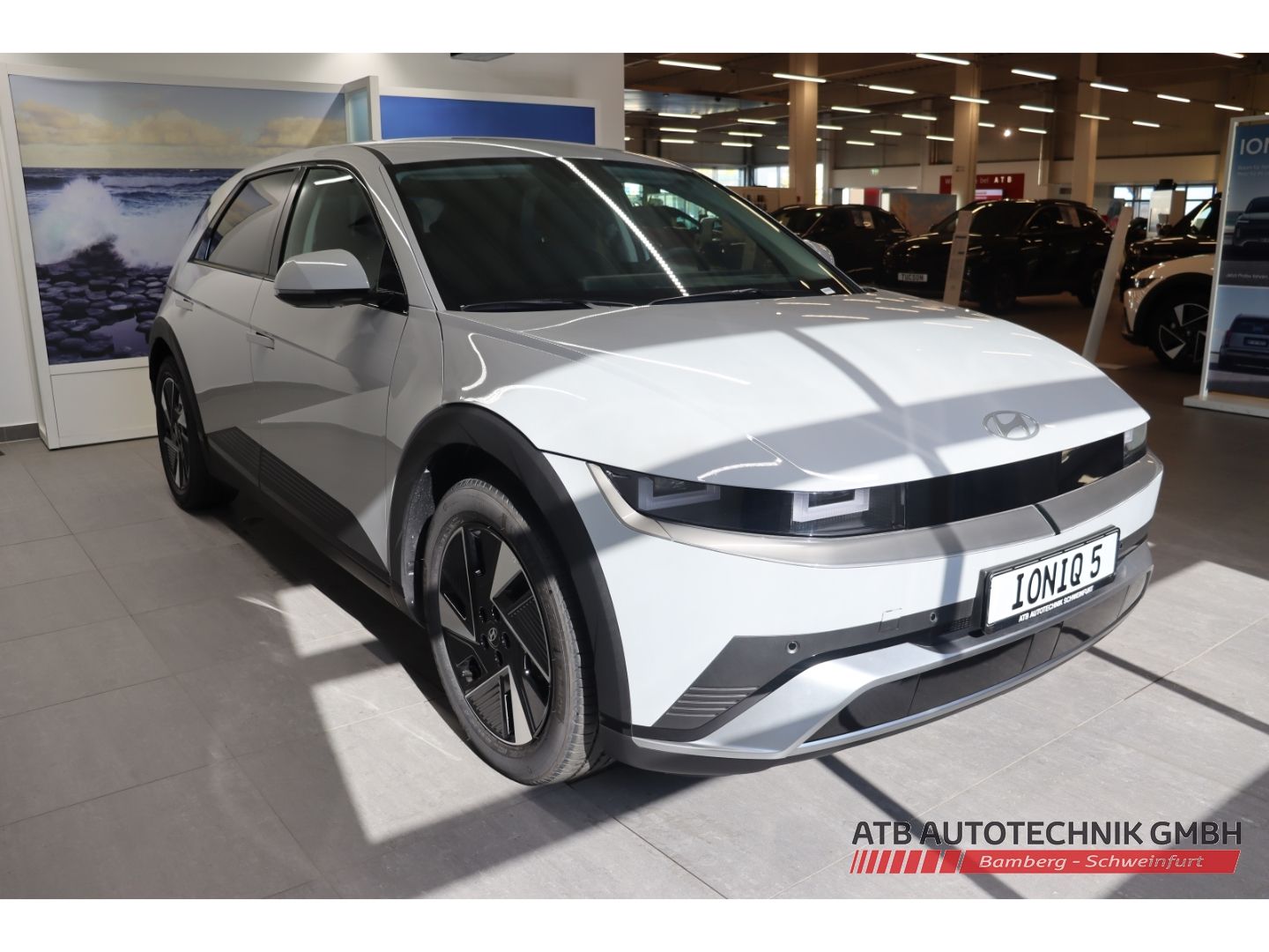 Fahrzeugabbildung Hyundai IONIQ 5 UNIQ MY26 84 kWh 4WD 325 PS Navi Soundsy