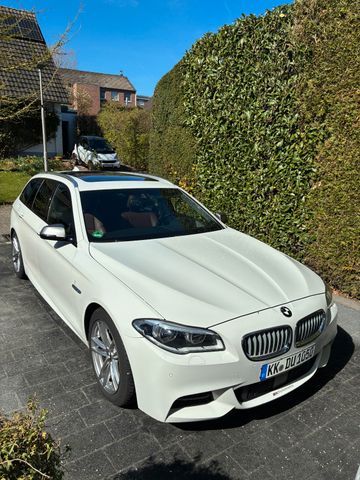 BMW M550d Touring B&amp;O Sound, ACC, Scheckheft, AHK