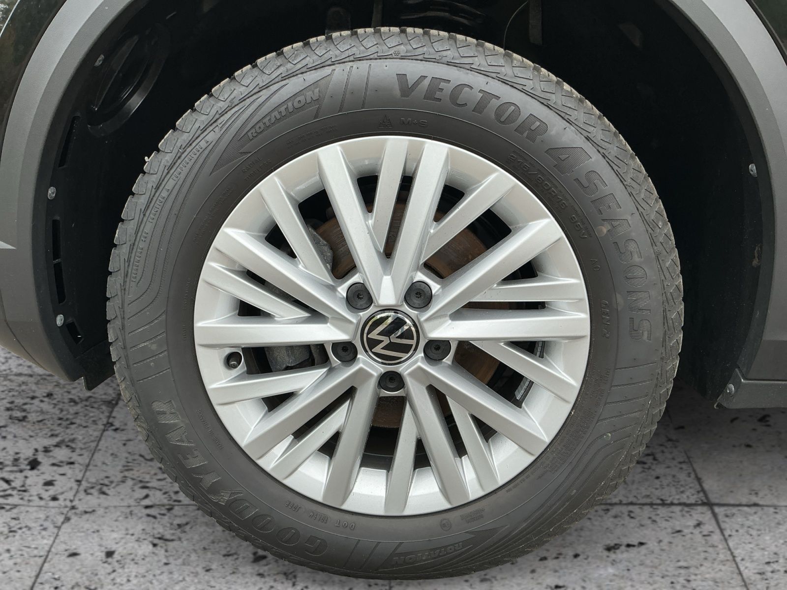 Volkswagen T-Roc - Bild 8