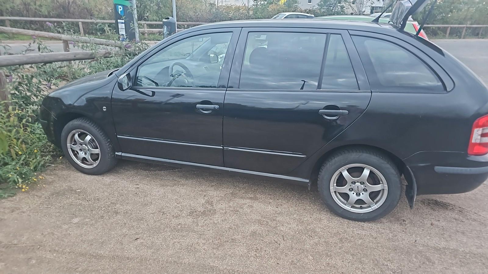 Skoda Fabia 2006 — engine 1.390 cm³, 75 HP (55kW)
