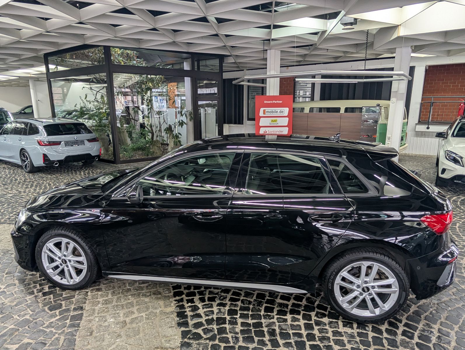 Imagen del vehículo Audi A3 30 TDI S-Line VIRT KAM LED SHZ APP NAVI 17