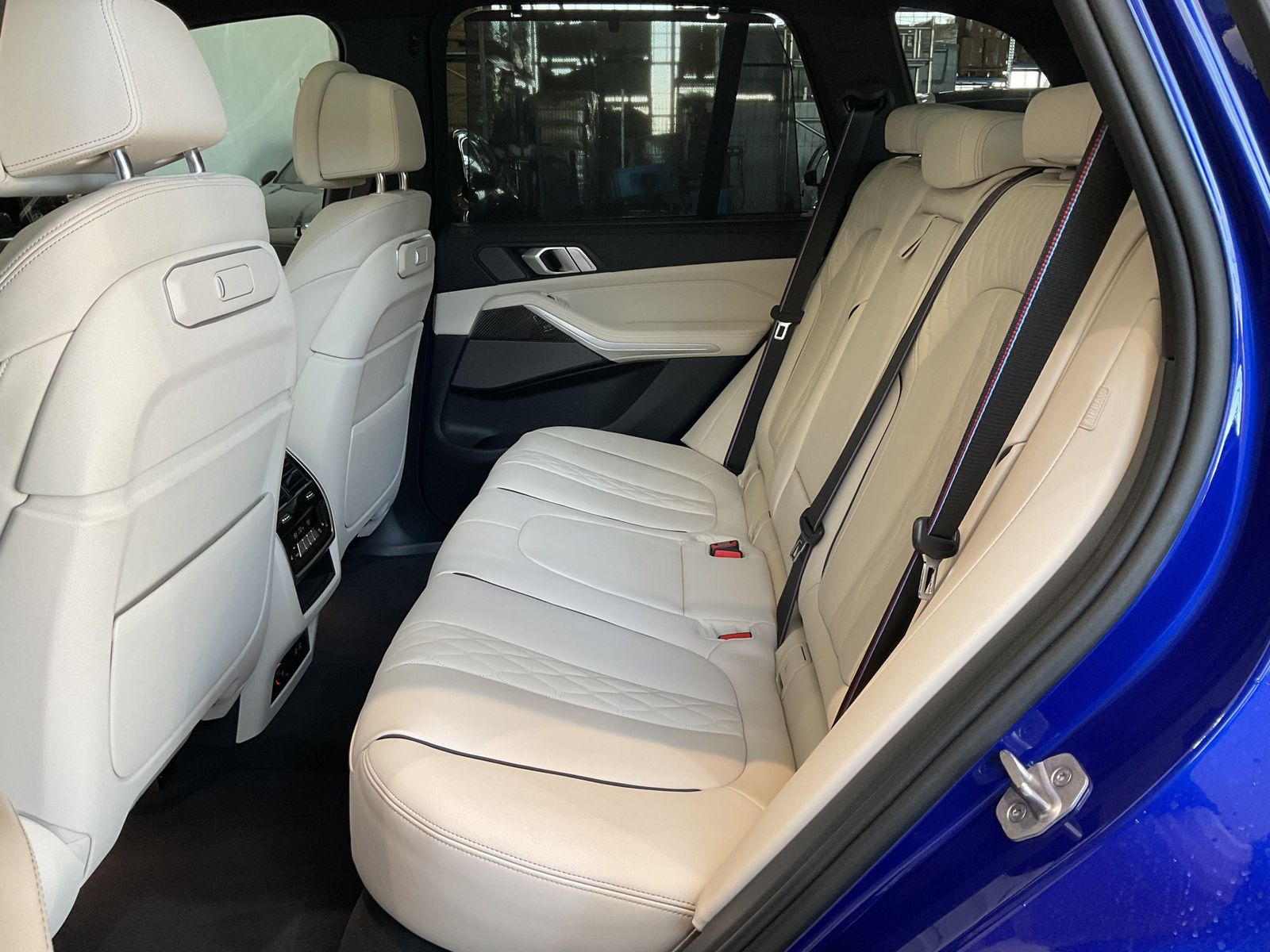 Fahrzeugeinzelansicht 13 Fahrzeugabbildung BMW X5 xDrive40d Aktivlenkung, Sitzbelüftung, Standh