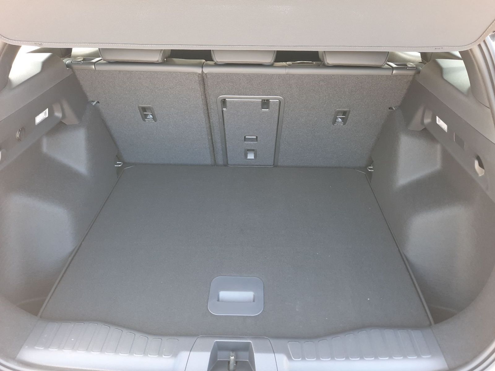 Ford Explorer - Bild 28
