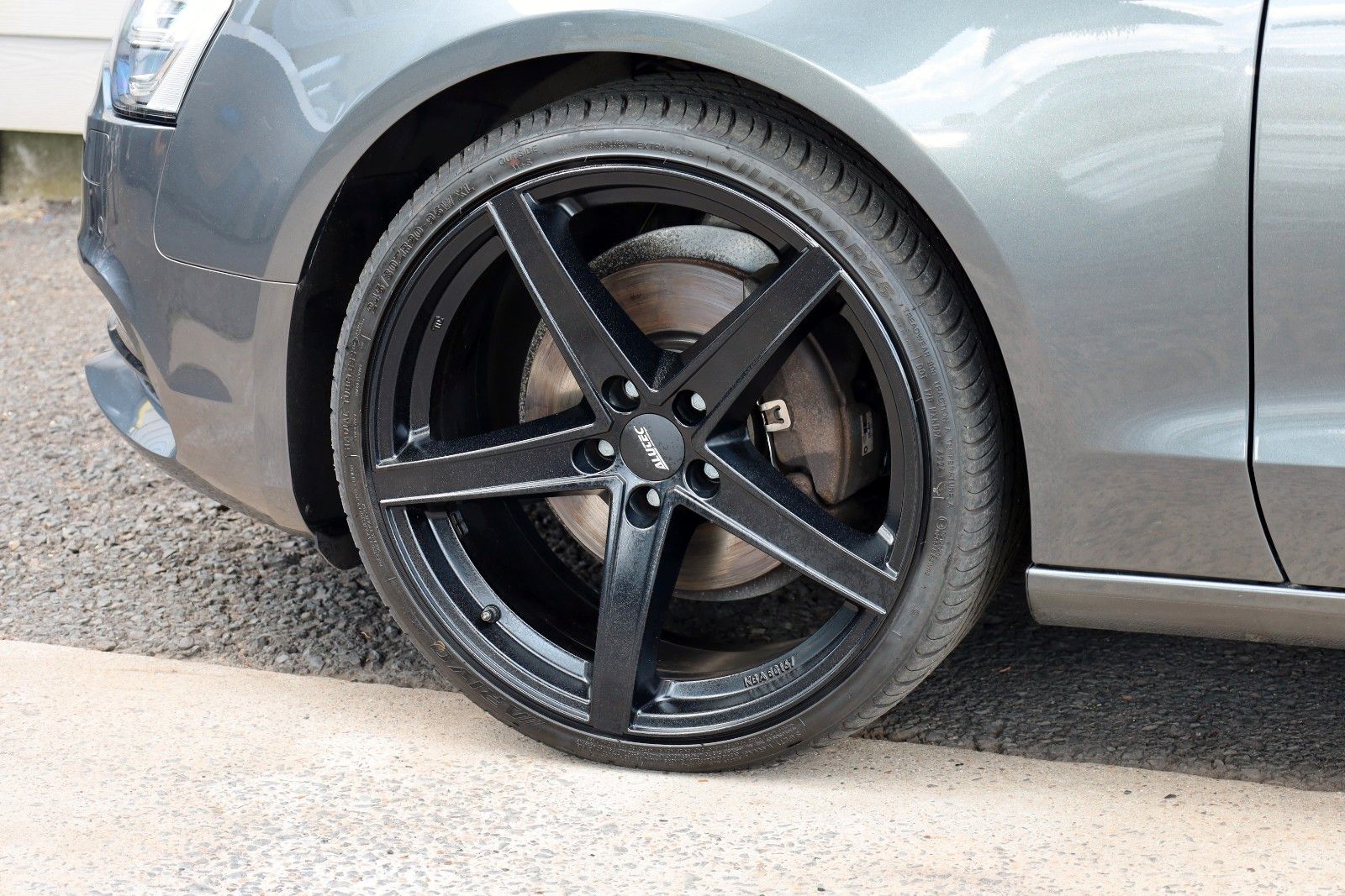 Fahrzeugabbildung Audi A5 SB 2.0 TFSI quattro S Line T.Leder,Navi,Xenon