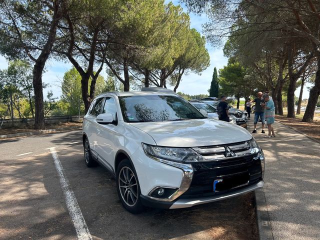 Mitsubishi Outlander 2.0 MIVEC Diamant Edition ClearTec...