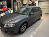 Audi A4 3.0 TDI Avant *quattro* Automatik - Audi quattro: Kombi