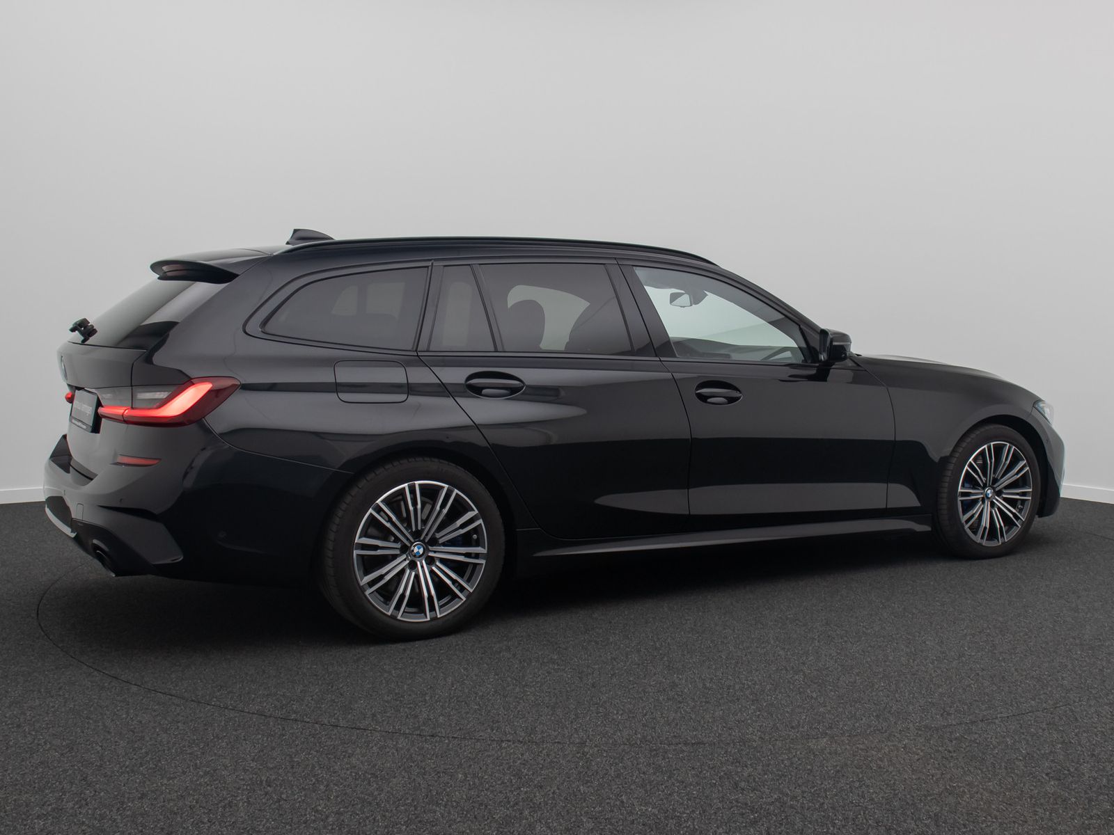 Fahrzeugabbildung BMW 320d xD M Sport DAB Laser Standhz 360°Individuai