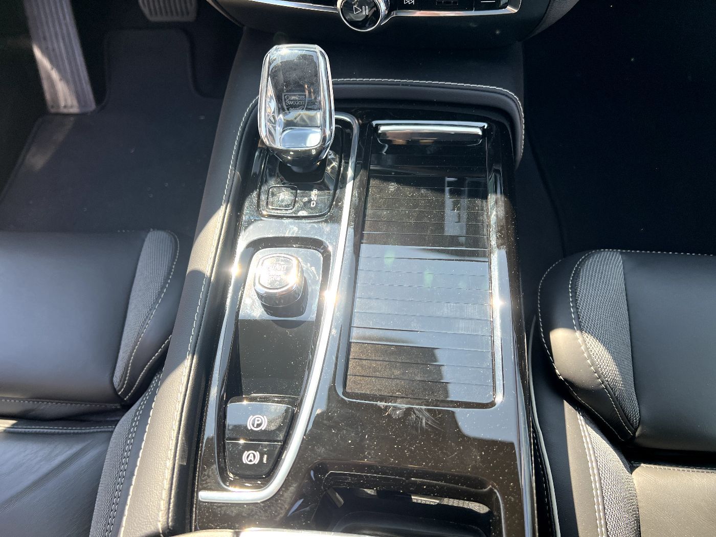 Volvo V60 Kombi Ultimate Bright Recharge LED Nav Leder foto 25