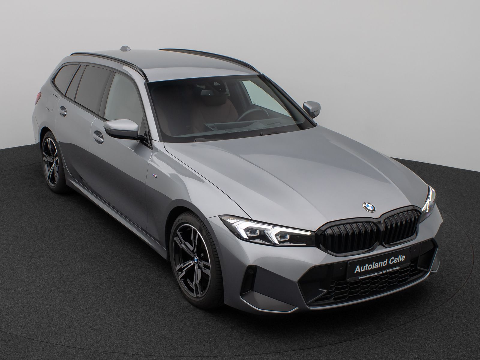 Fahrzeugabbildung BMW 320d M Sport Kamera HUD DAB HiFi DrivAssist 18"