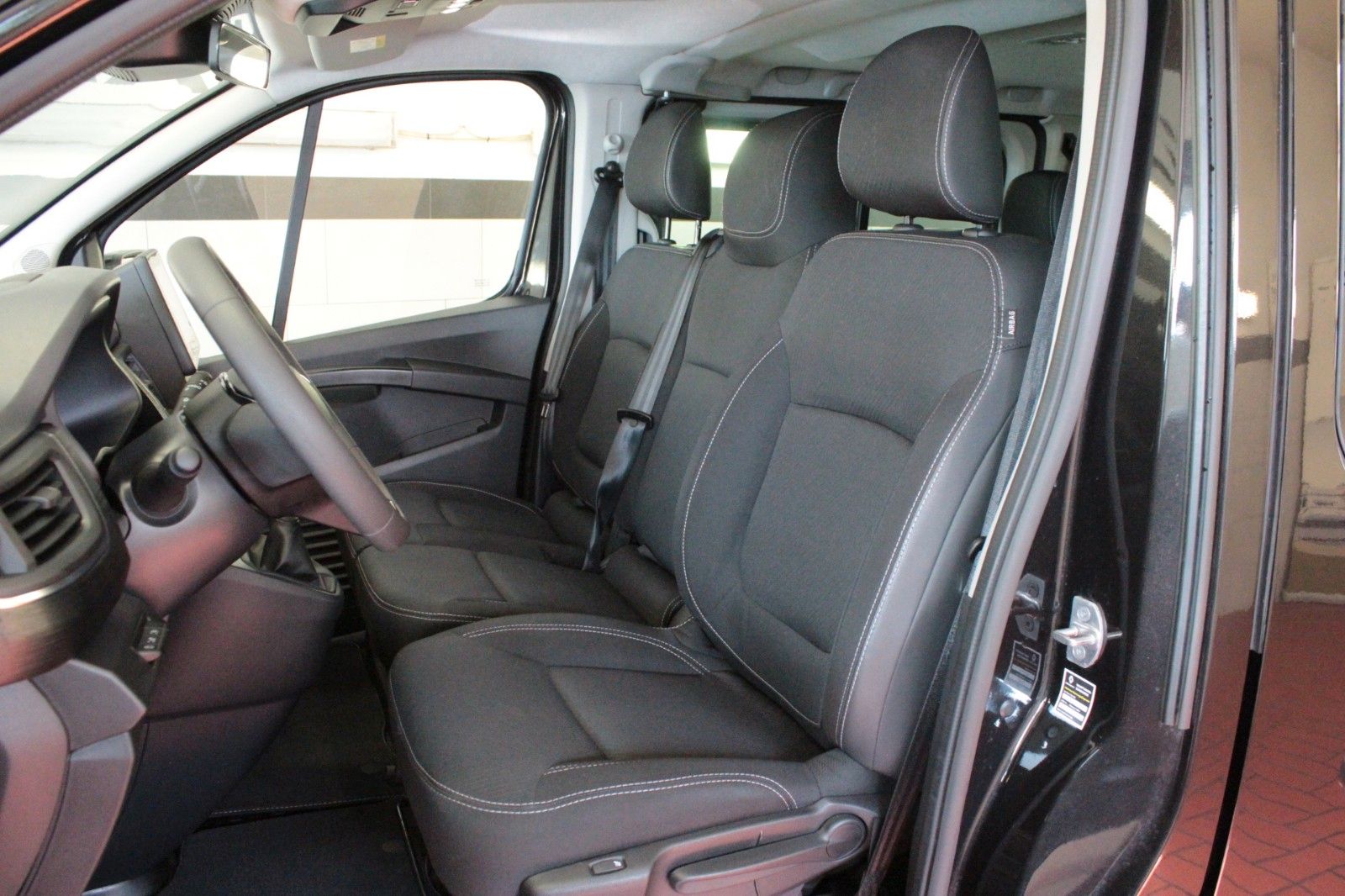 Fahrzeugabbildung Renault Trafic Dci 150 Grdt Evolution *Navi*Klima*