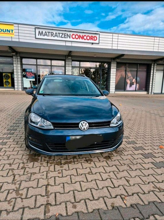 Image of Volkswagen Golf