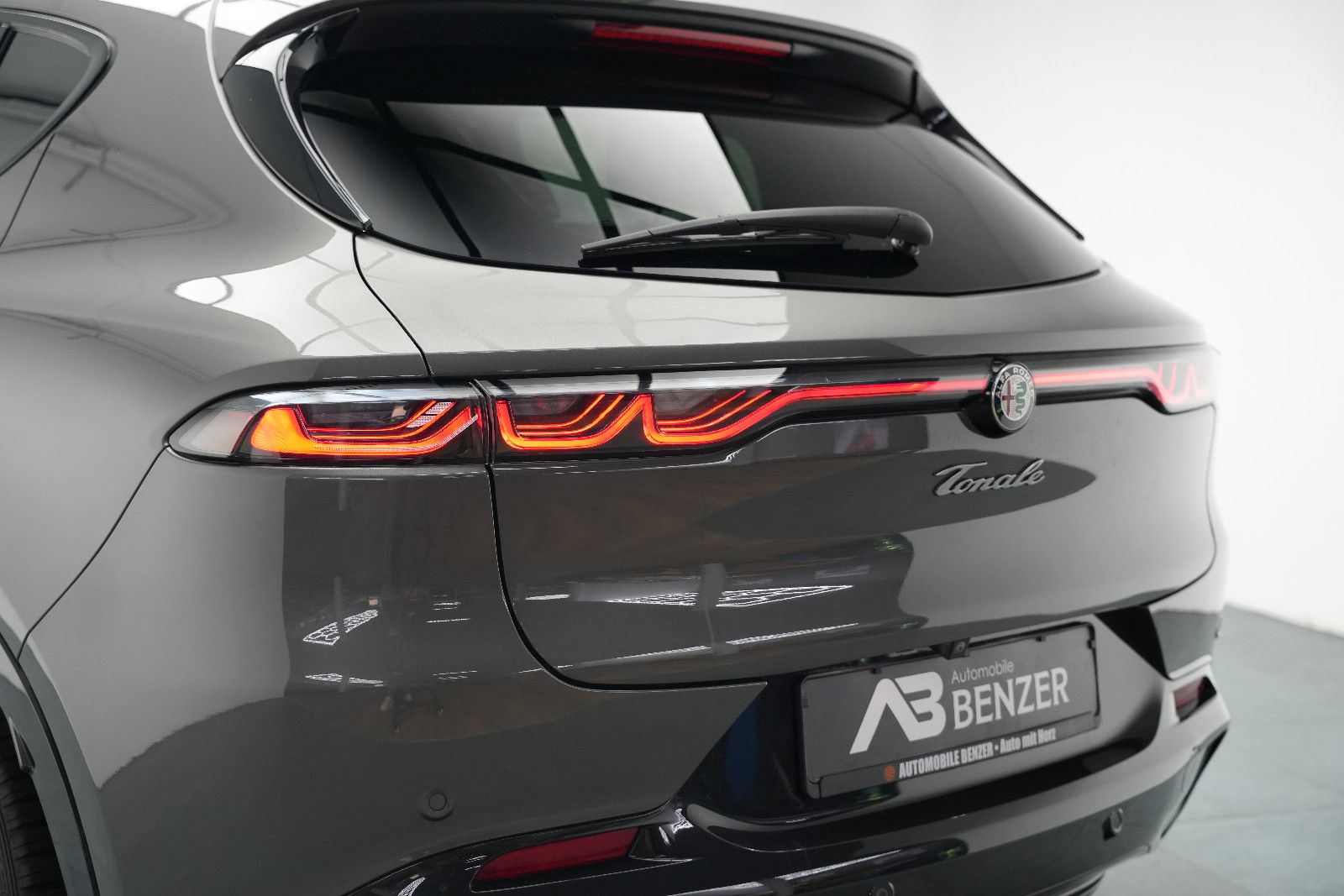 Fahrzeugabbildung Alfa Romeo Tonale Edizione Speciale *Ambiente*Kamera*ACC*