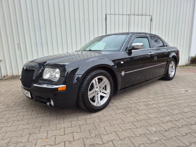 Chrysler 300C 5.7 V8 HEMI - LEDER - XENON - NAVI - AHK -