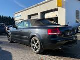 Audi A4 3.0 multitronic Cabriolet S-Line - Audi A4 aus 2004: Line