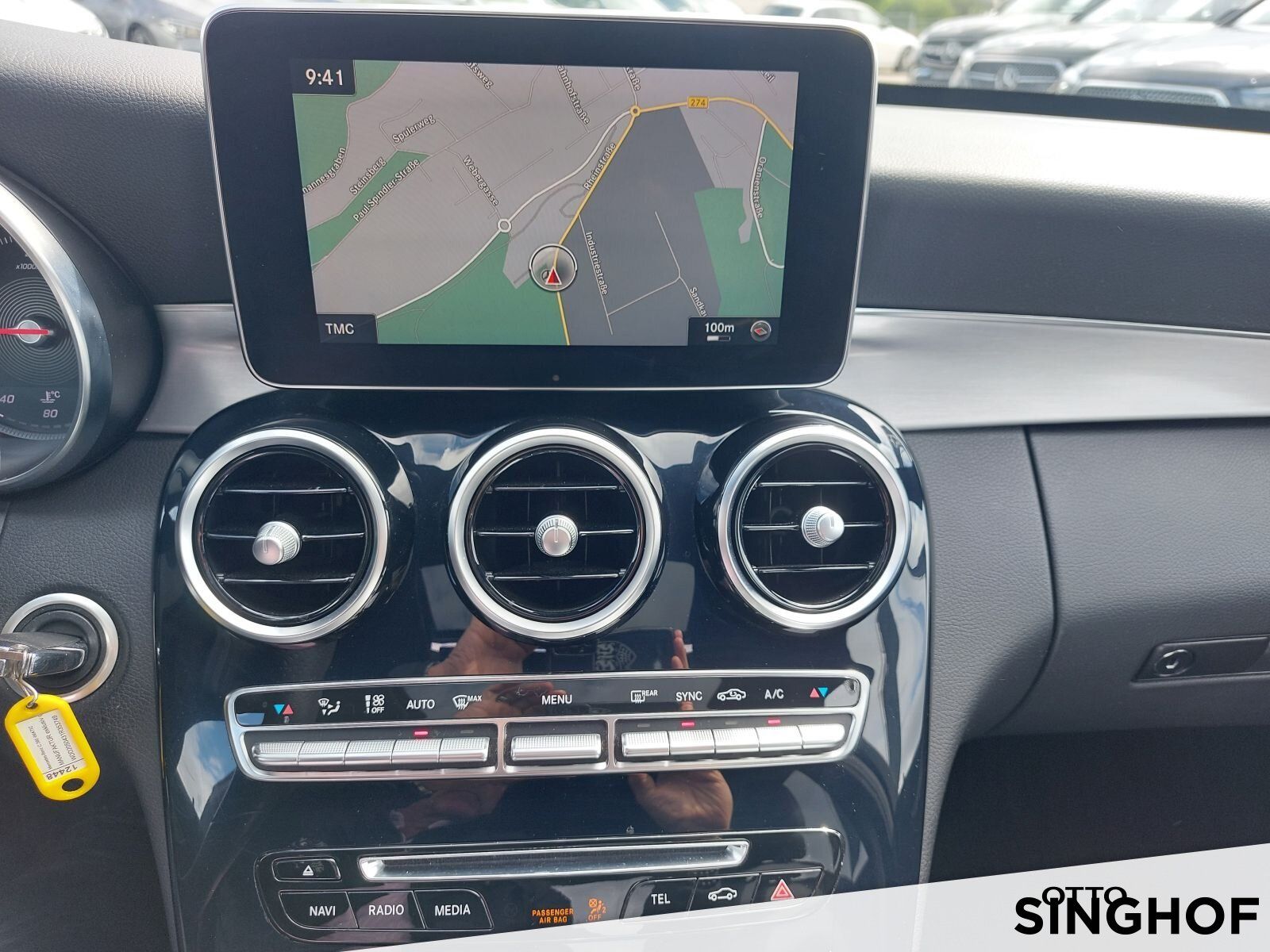 Fahrzeugabbildung Mercedes-Benz C 200 Avantgarde +4matic+LED+Night+R-Kamera+SHD+