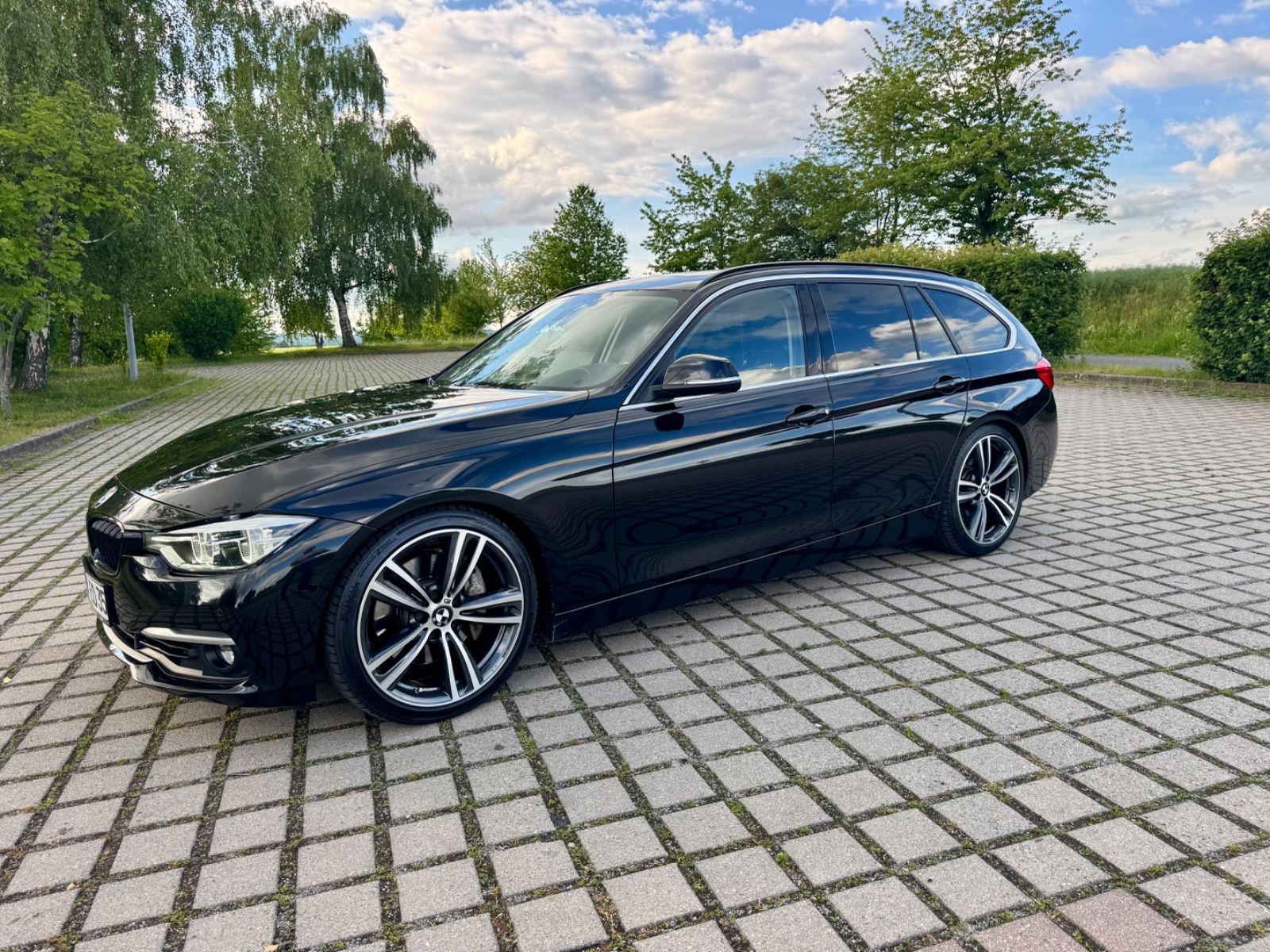 BMW 340i Touring 