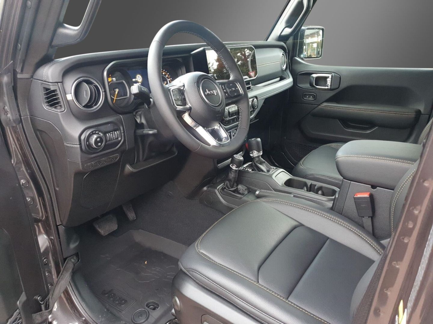 Fahrzeugabbildung Jeep Wrangler Unlimited Sahara 2.0 T-GDI EU6d MY25