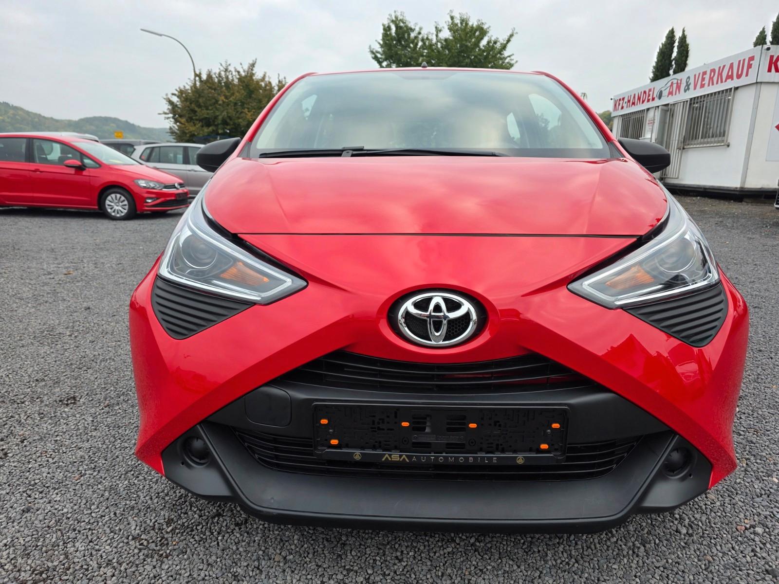 Toyota Aygo AYGO x