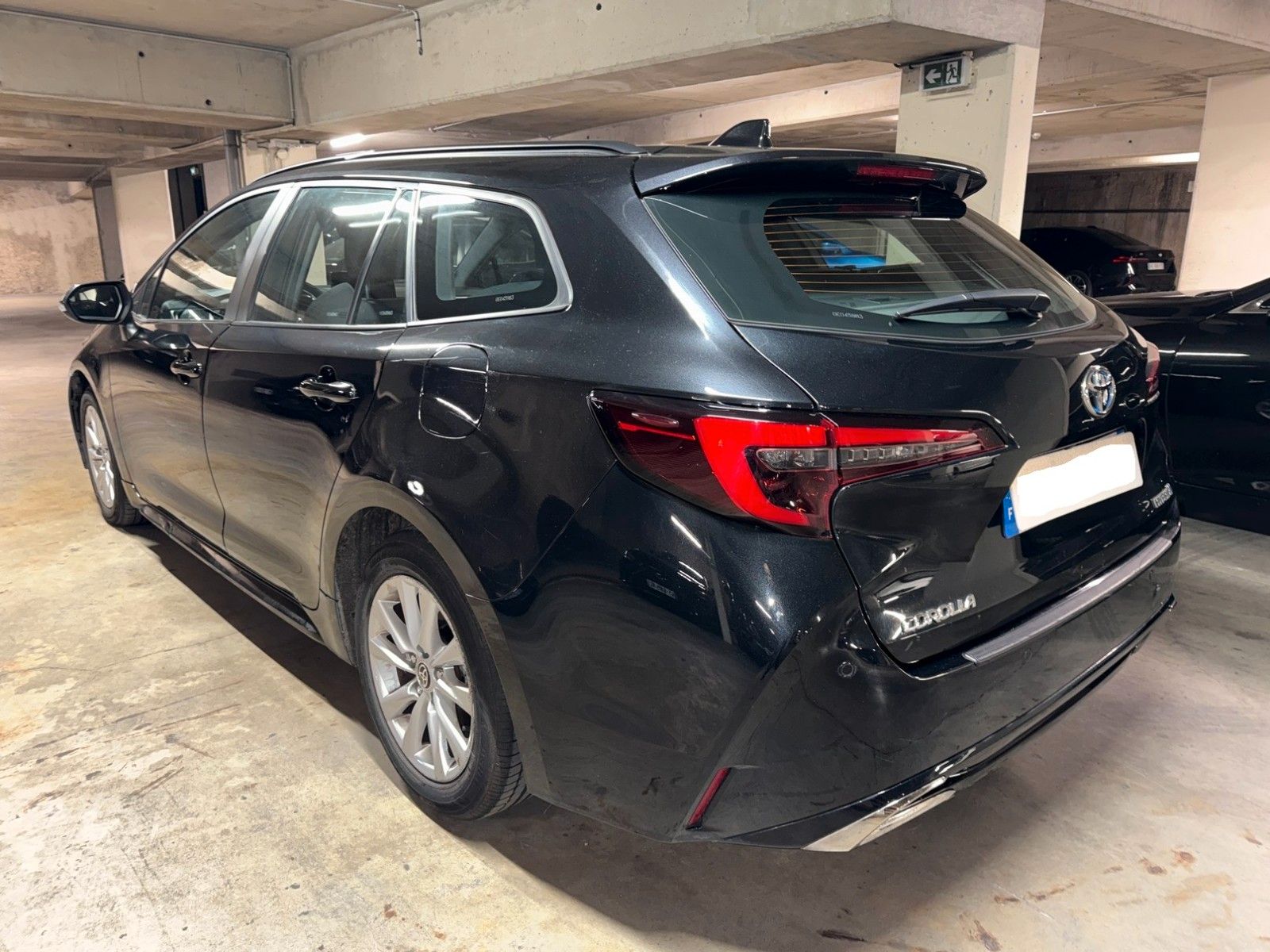 Toyota COROLLA TOURING SPT 1.8 140CH DYNAMIC MY24 imagem 3