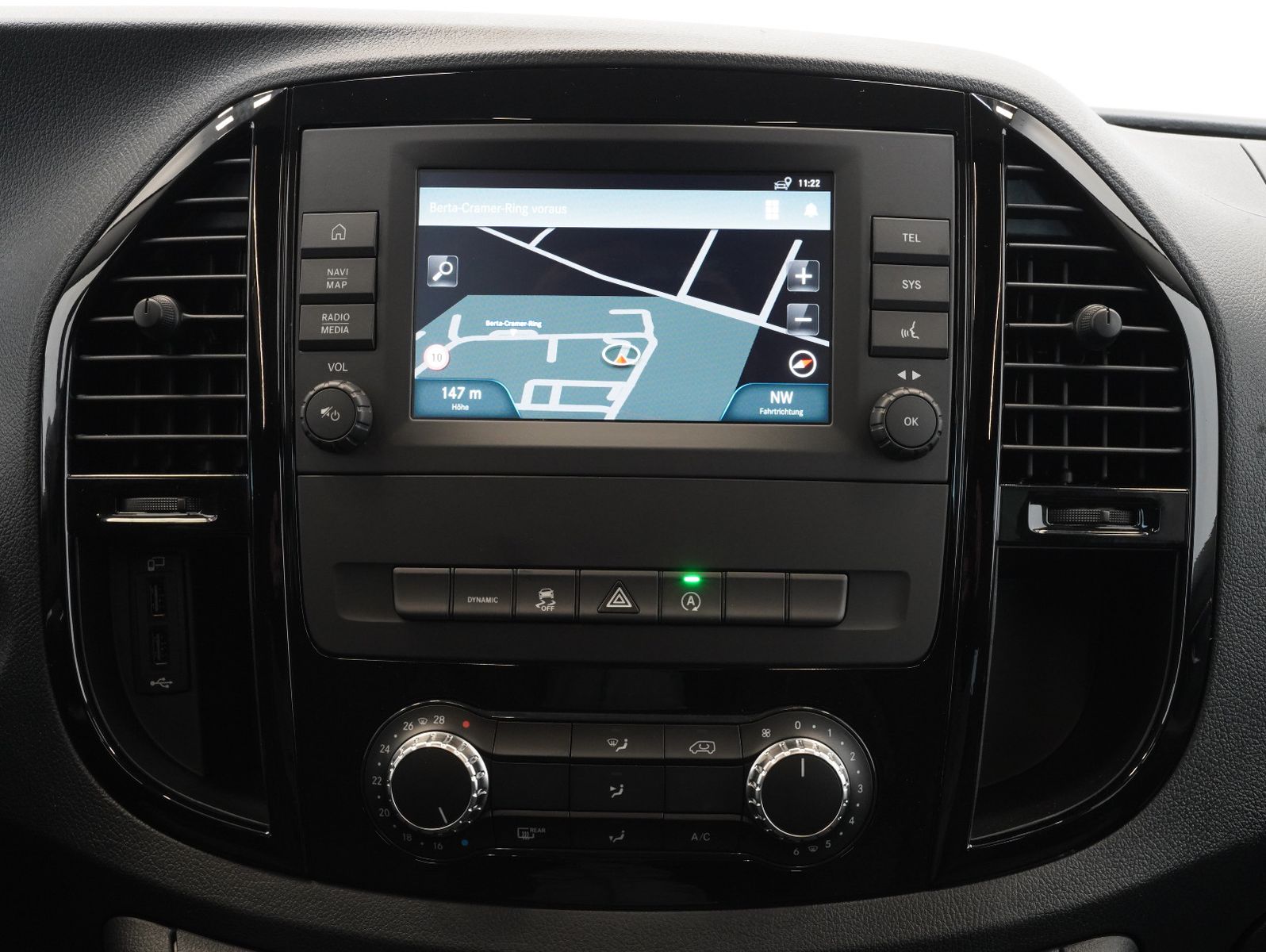 Fahrzeugabbildung Mercedes-Benz Vito Tourer 119 CDI Pro 4x4 lang PÖSSL VANSTAR
