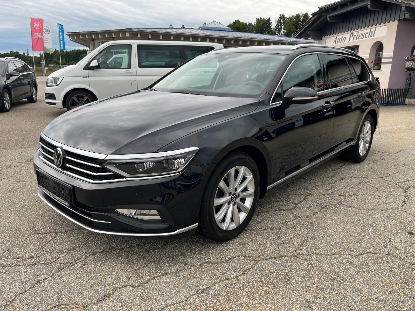 Volkswagen Passat Variant 2.0 TDI DSG Elegance,AHK,Matrix,