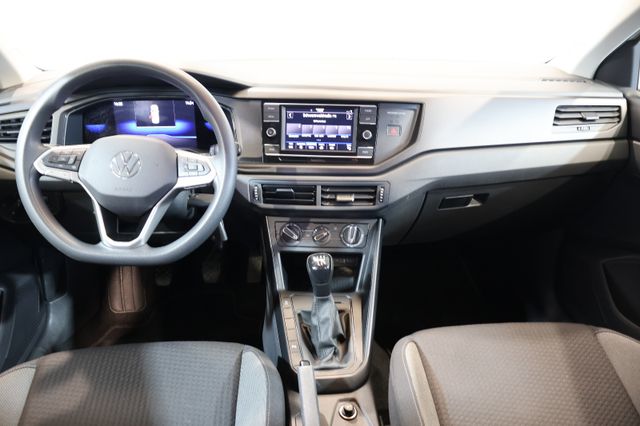 Volkswagen Polo VI 1.0 MPI AID+CARPLAY+PDC+LED