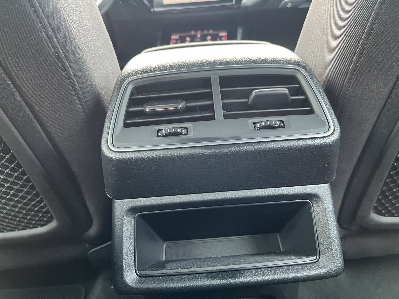 Audi Q8 e-tron - Bild 18