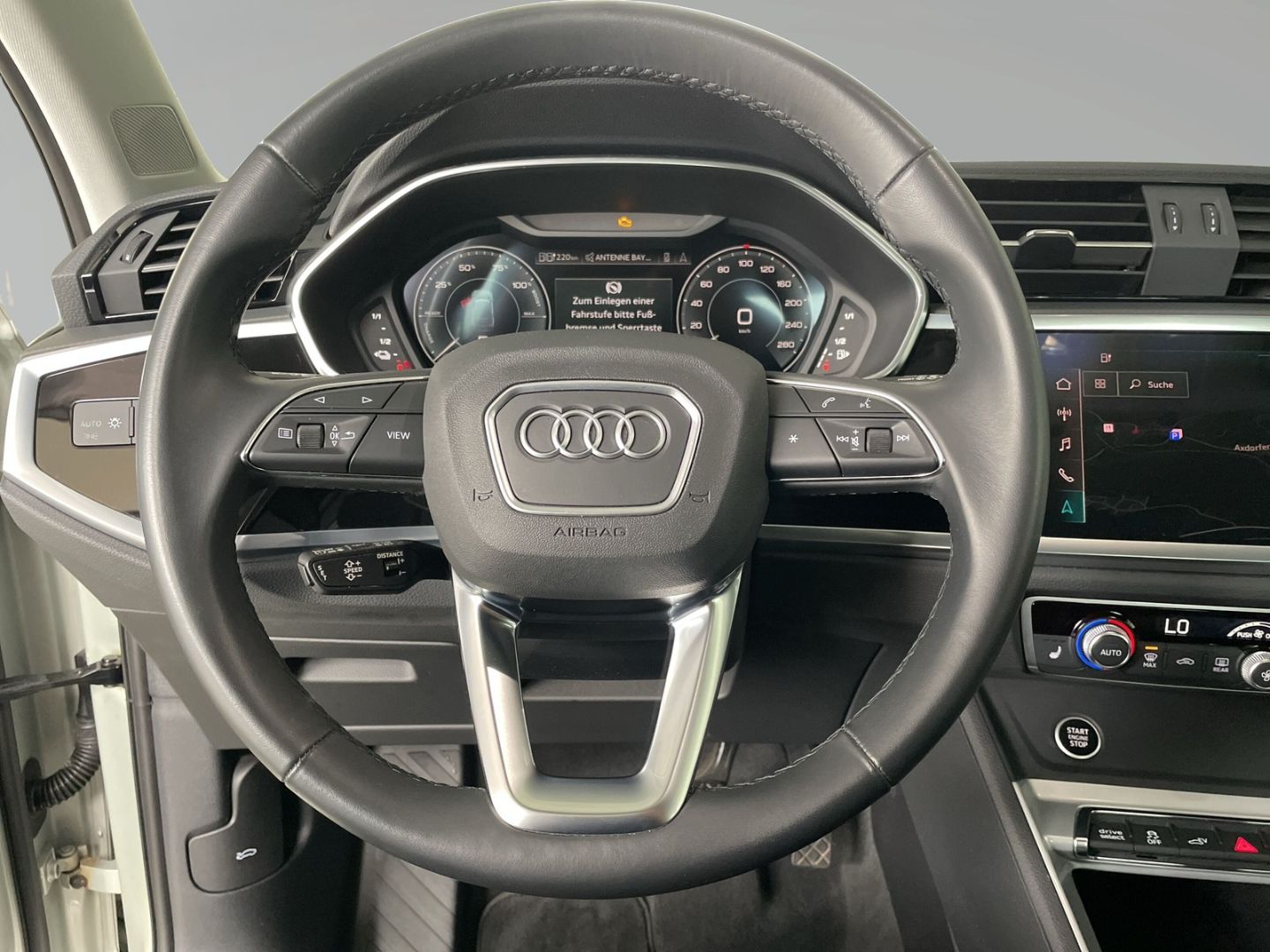 Audi Q3 Sportback 45 TFSI e LED Navi SHZ PDC Heckkla foto 4