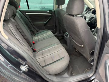 Volkswagen Golf - 7
