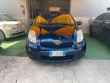 Toyota Yaris 1.4 D-4D DPF 5 porte M-MT Sol - Toyota Yaris mit Halbautomatikschaltung