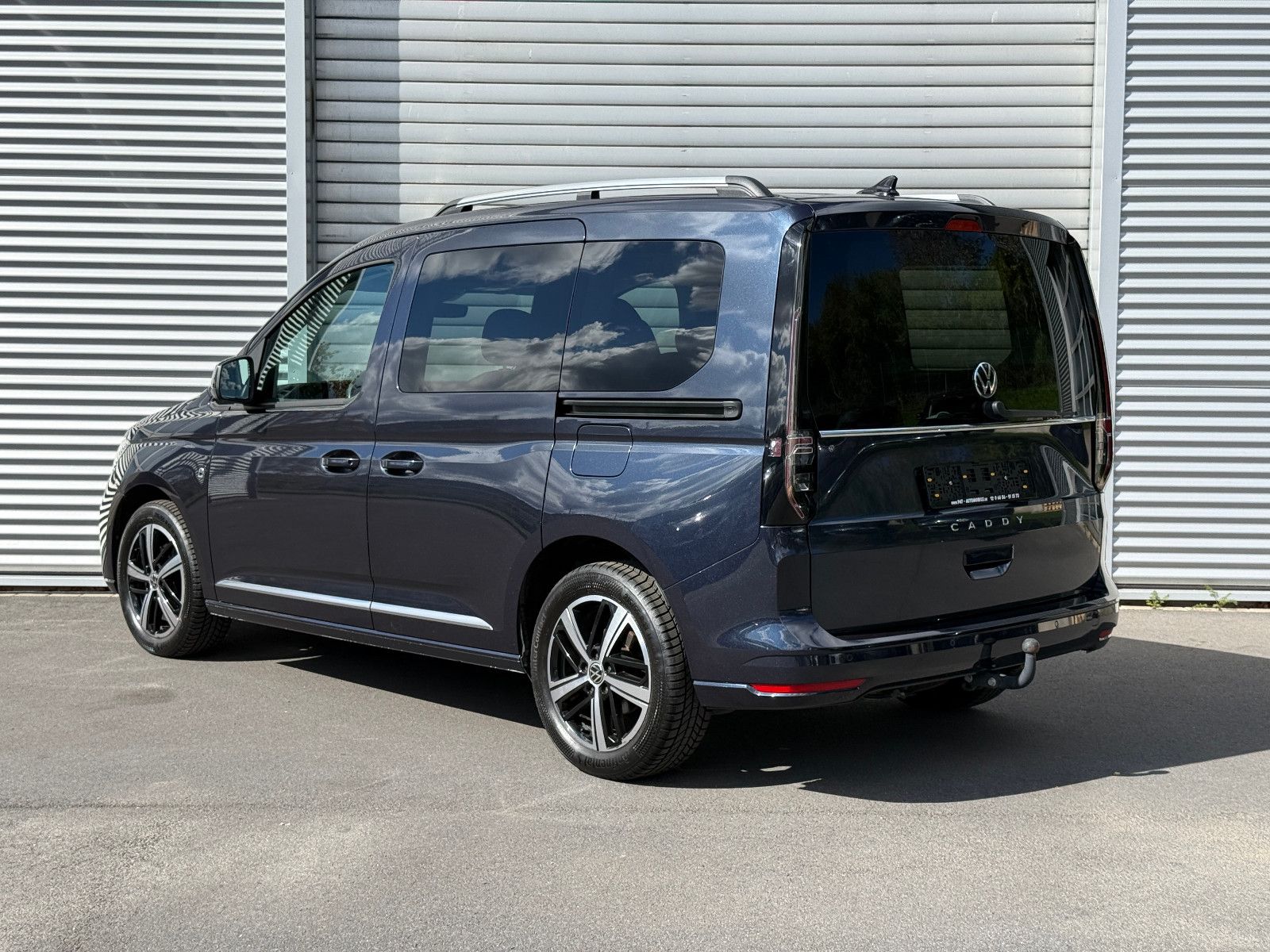 Fahrzeugabbildung Volkswagen Caddy Style TDI DSG AHK LED Navi Kamera SHZ