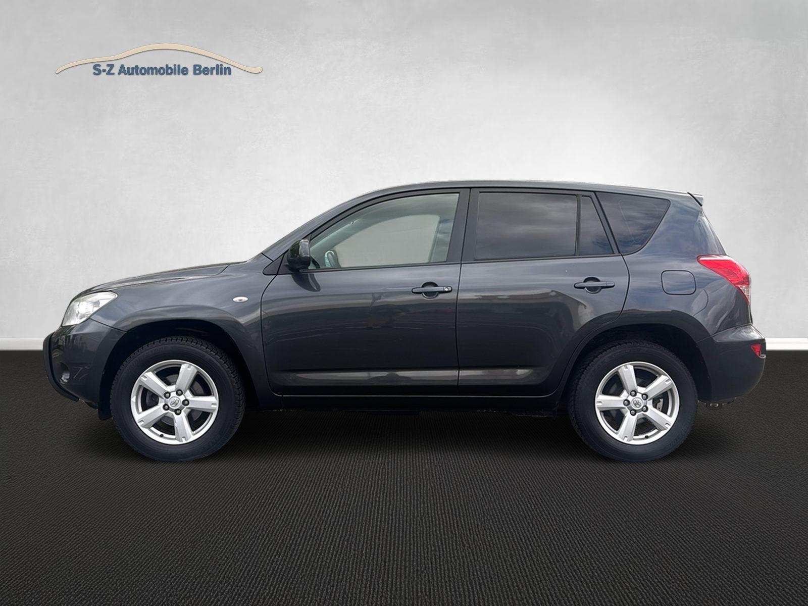 Toyota RAV 4 2.0 VVT-i 152ch - BVA - 4x4 - Climatisation automatique