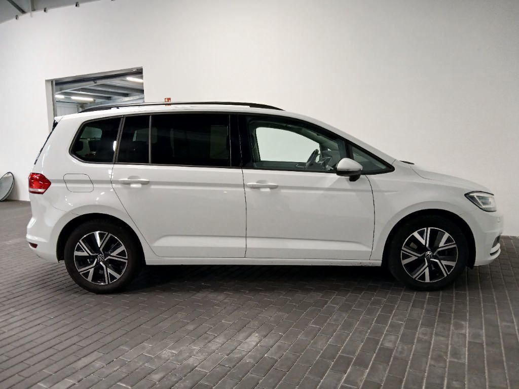 Image of Volkswagen Touran
