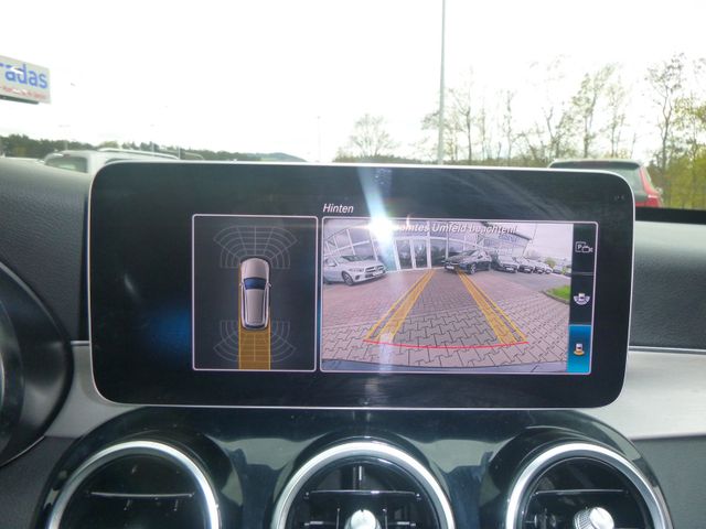 Fahrzeugabbildung Mercedes-Benz C 220d T >AUT/PANO/STANDHEIZ/LED-LICHT...