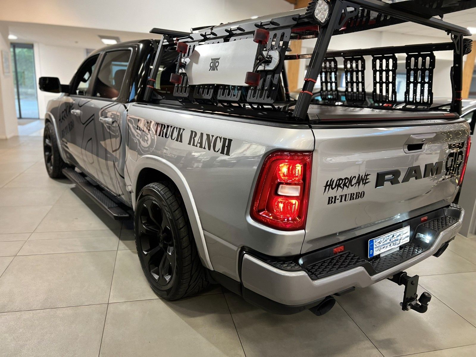 Fahrzeugabbildung Dodge RAM 1500 Laramie Sport 3.0L RTR Umbau