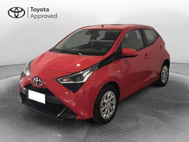 Toyota Aygo 5 Porte 1.0 VVT-i x-play