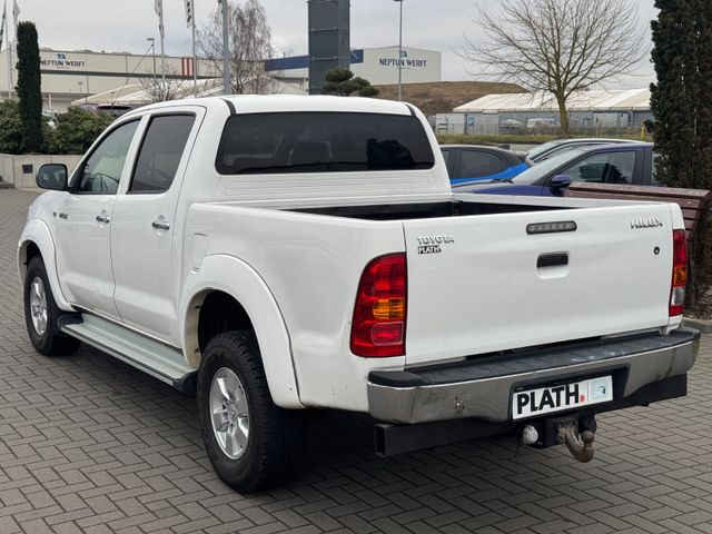 Toyota Hilux  Double Cab Sol 4×4