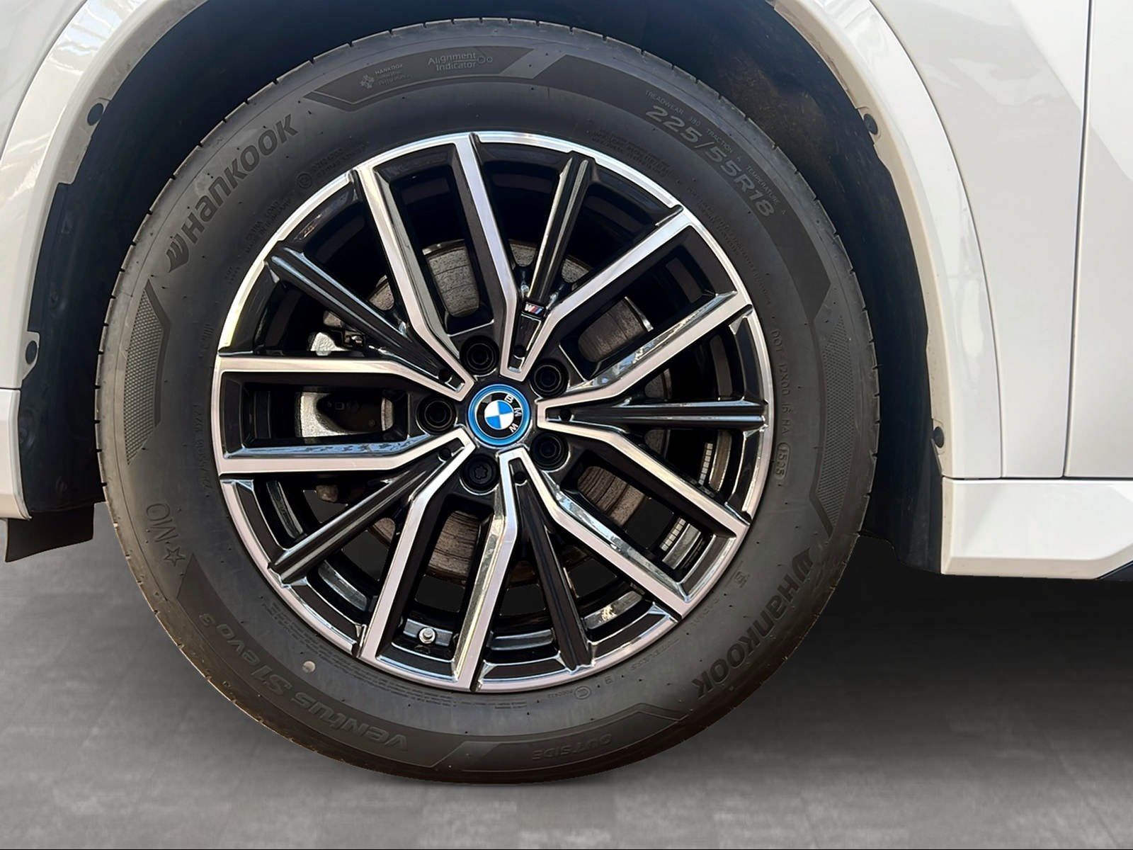 BMW iX1 - Bild 12