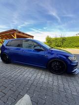 Volkswagen Golf 2.0 TSI 4MOTION BMT R R - Volkswagen Golf: Blau, Tsi Motion