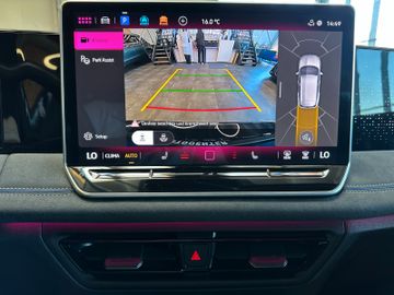 Volkswagen Tiguan *R-LINE*MASSAGE*LKHZ*ACC*CARPLAY*LED