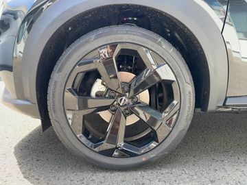Nissan Juke TEKNA 1.6 HYBRID 143 PS NAVIBOSE