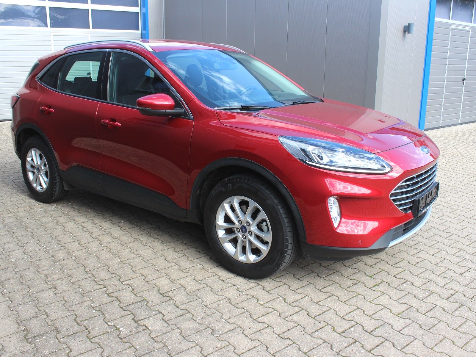 Fahrzeugabbildung Ford Kuga Plug-In Hybrid Titanium 2,5 Duratec